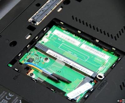 《一如既往的小黑》 網友細解ThinkPad T410內存升級之道
